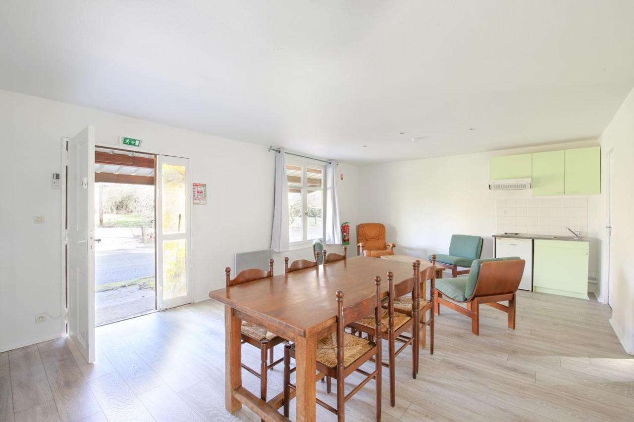 Les Cabanes Parisiennes - Chalets 1H30 From Paris - 62P Sainte-Geneviève-des-Bois Екстериор снимка