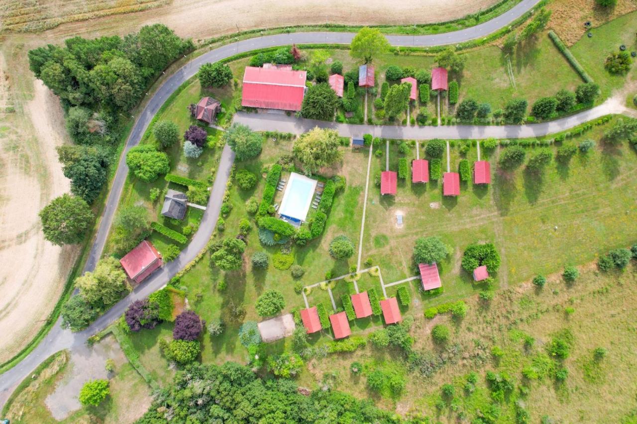 Les Cabanes Parisiennes - Chalets 1H30 From Paris - 62P Sainte-Geneviève-des-Bois Екстериор снимка