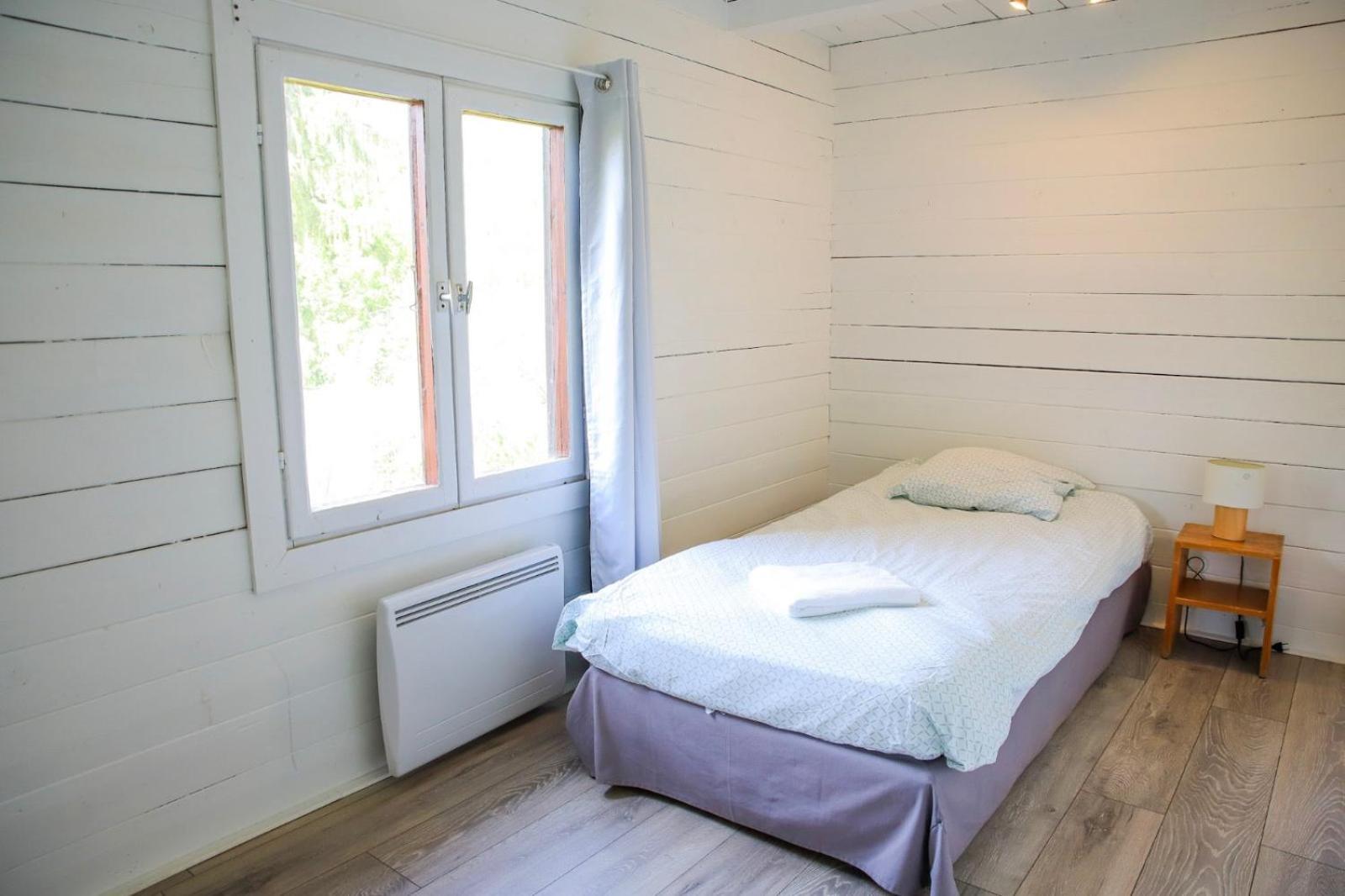Les Cabanes Parisiennes - Chalets 1H30 From Paris - 62P Sainte-Geneviève-des-Bois Екстериор снимка